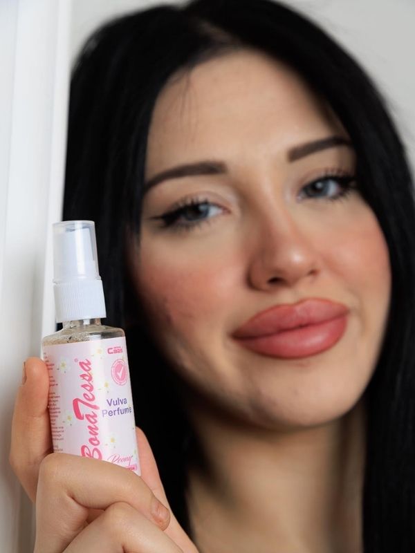 BonaTessa – Peony Kadınlara özel, Alkolsüz, Dış Genital Bölge (Vulva) Parfümü - Görsel 2