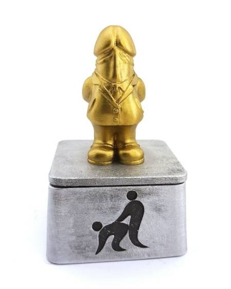 Dick Of The Year – Esprili Masaüstü Ödül Heykeli Model 4